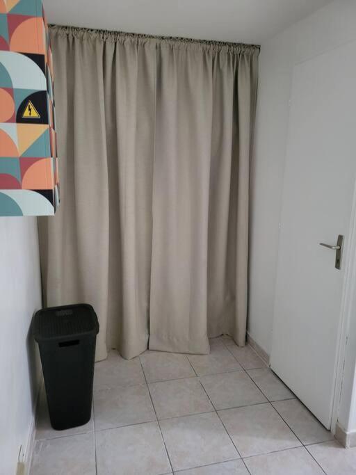 Appartement Paris Disneyland, Parking Gratuit, Rer A Noisy-le-Grand Eksteriør billede