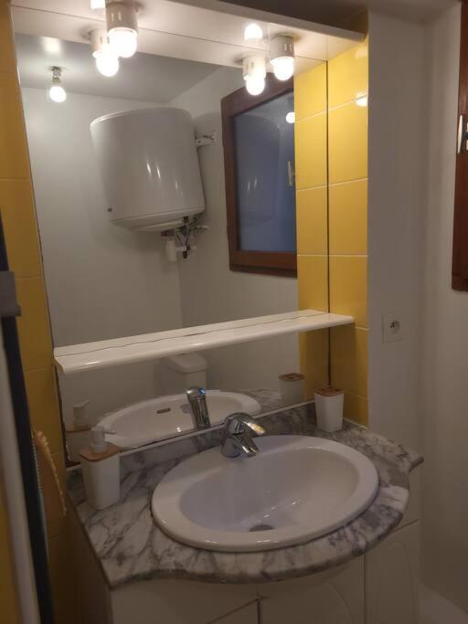 Appartement Paris Disneyland, Parking Gratuit, Rer A Noisy-le-Grand Eksteriør billede